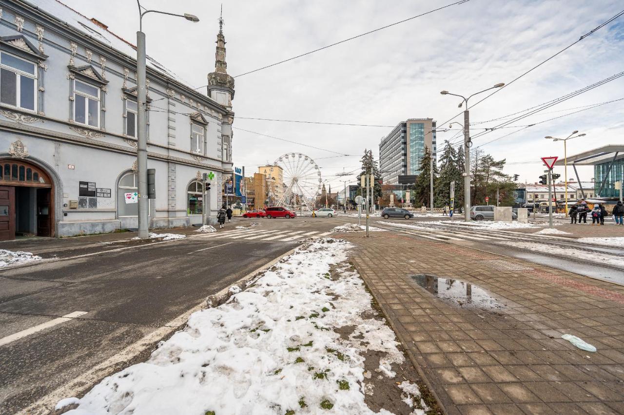 Apartman Mezonet Na Namesti Kosice Bagian luar foto