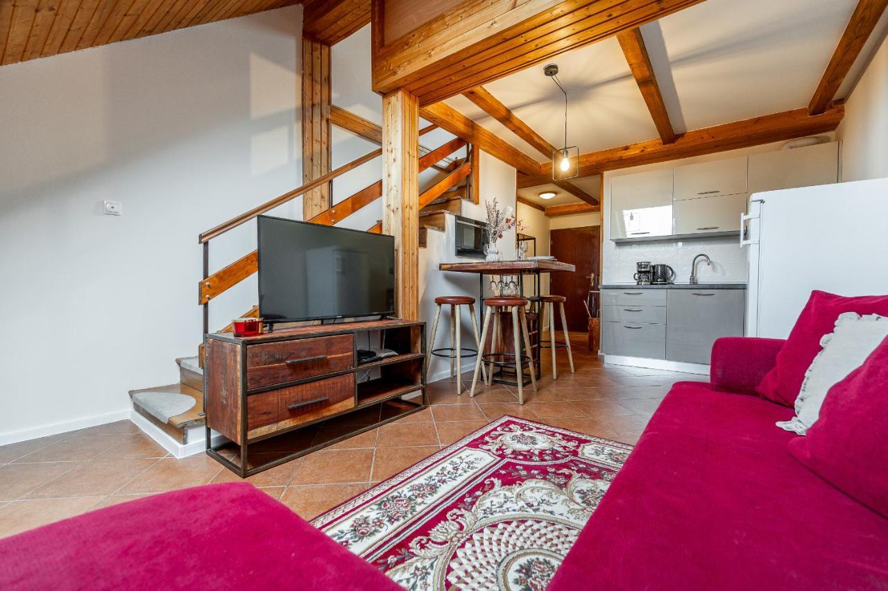 Apartman Mezonet Na Namesti Kosice Bagian luar foto