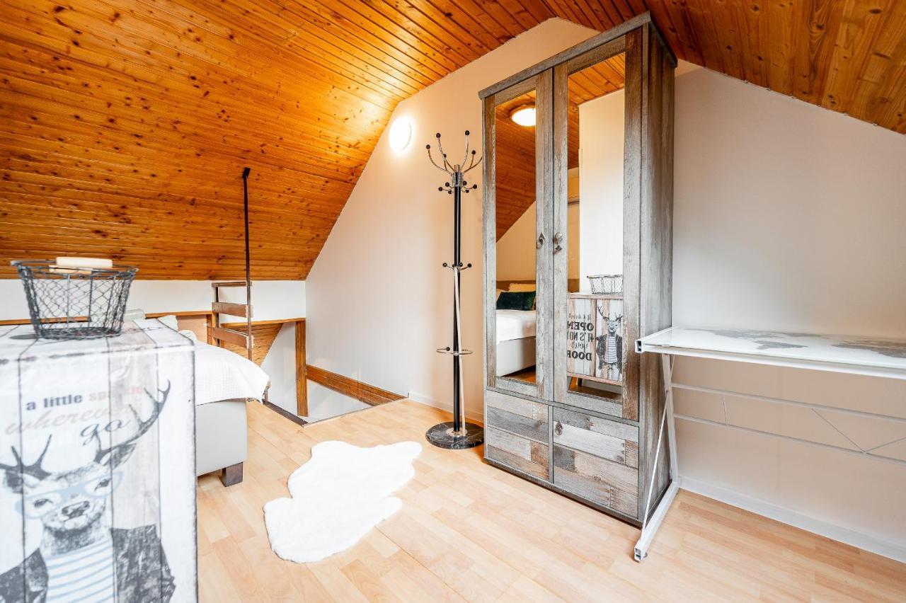 Apartman Mezonet Na Namesti Kosice Bagian luar foto