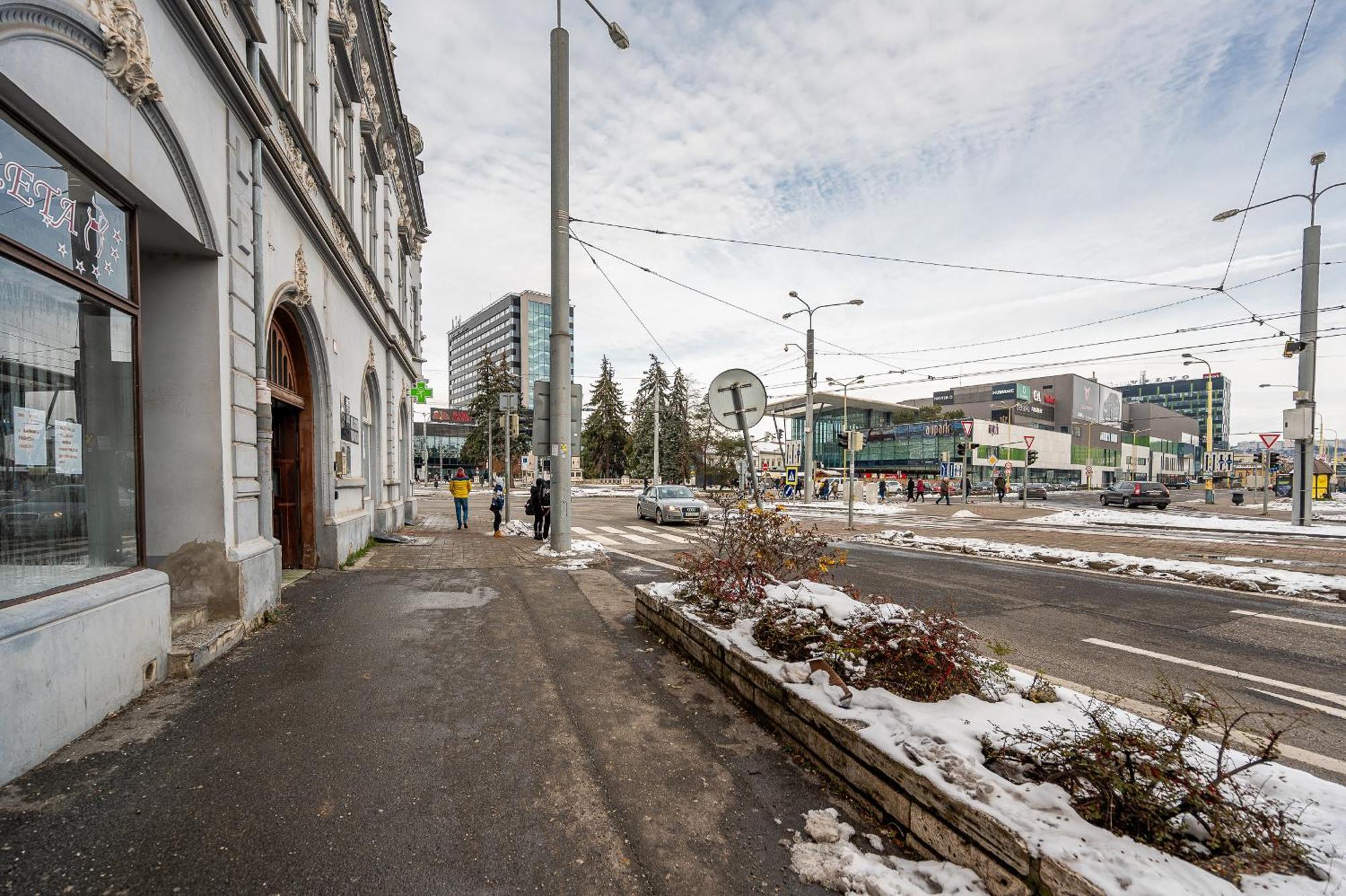 Apartman Mezonet Na Namesti Kosice Bagian luar foto